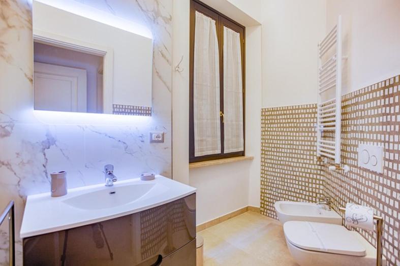 Villino Mari Camere Con Parcheggio Privato Gratuito อัสโกลีปิเชโน ภายนอก รูปภาพ