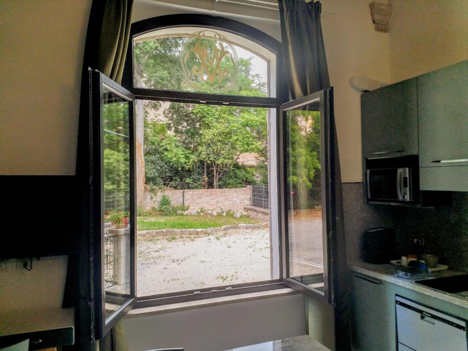 Villino Mari Camere Con Parcheggio Privato Gratuito อัสโกลีปิเชโน ห้อง รูปภาพ